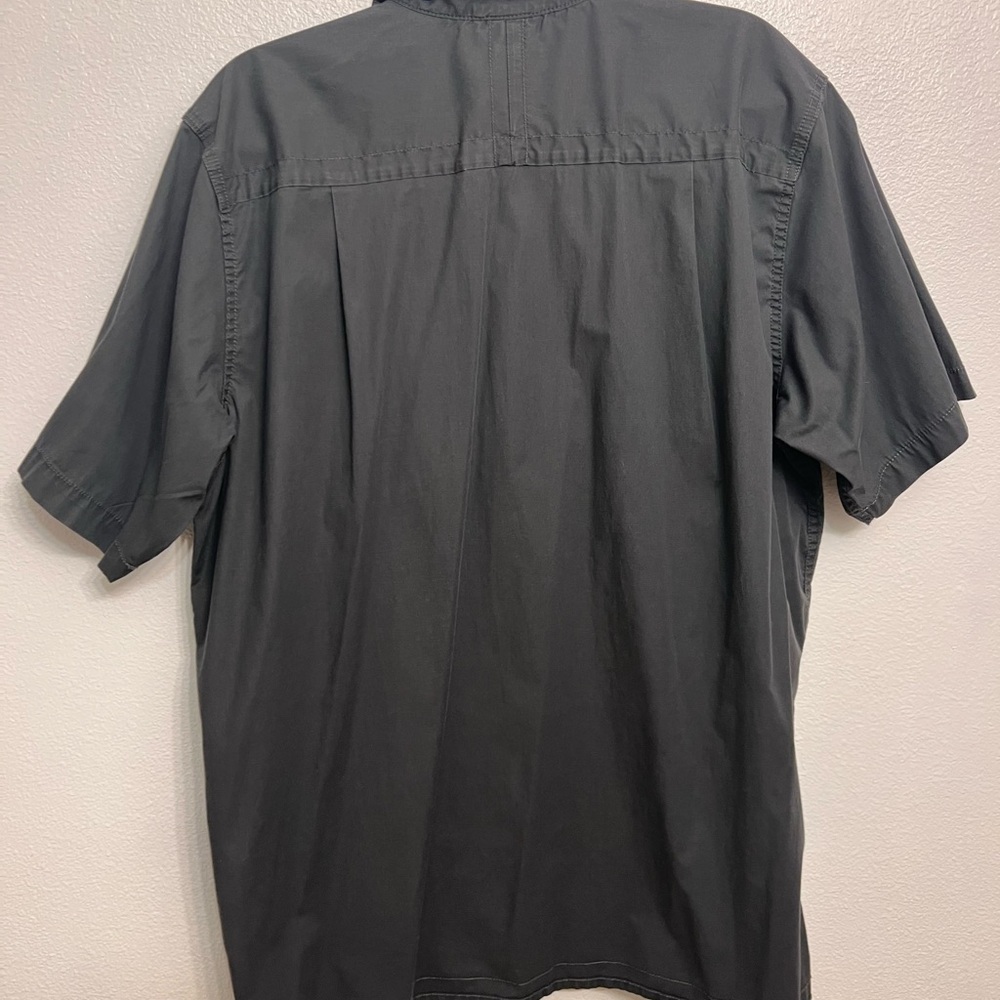 The North Face Men’s Button Up Shirt - Picture 5 of 10